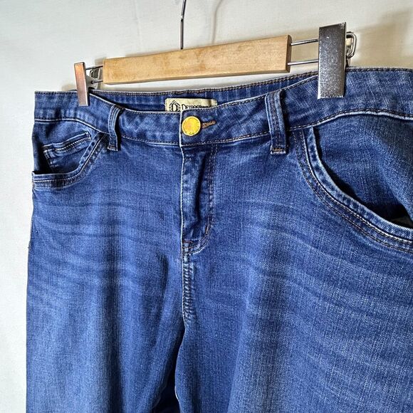 Democracy Blue Medium Wash Mid-Rise Seamless Ankle Skimmer Jeans Size 18W - Picture 8 of 14